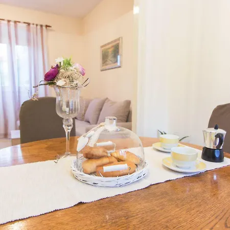 Apartment Maja Zadar